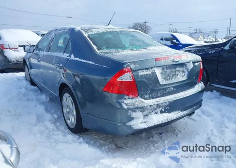 2011 Ford Fusion Se z USA, uszkodzony, nr VIN 3FAHP0HA0BR208335